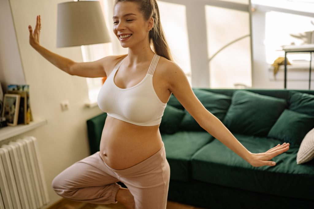 Pregnant Woman doing Excercise9